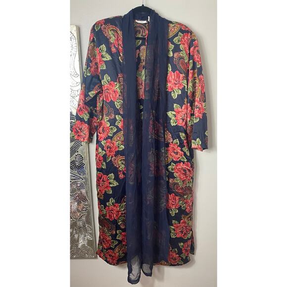 VINTAGE VICTORIAS SECRET ROBE M SATIN GOLD LABEL BLACK RED FLORAL FLOWER PAISLEY - Picture 1 of 9
